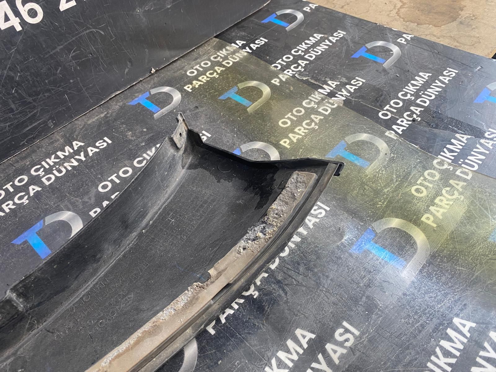 TOYOTA HILUX TAMPON �ER�D� �N